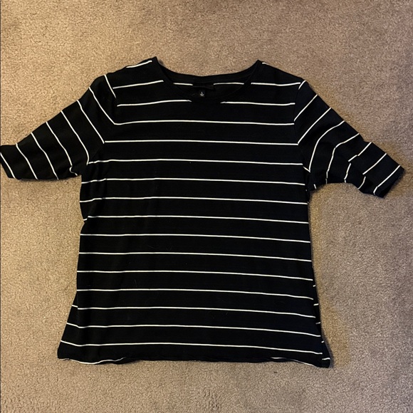 Who What Wear Tops - Who What Wear Black Tee with White Accents